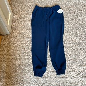 Lululemon joggers size 4